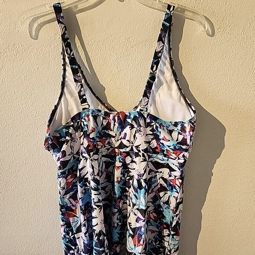 Meet Curve Swimsuit Blue Black Floral Tropical Two Piece Size 20 New